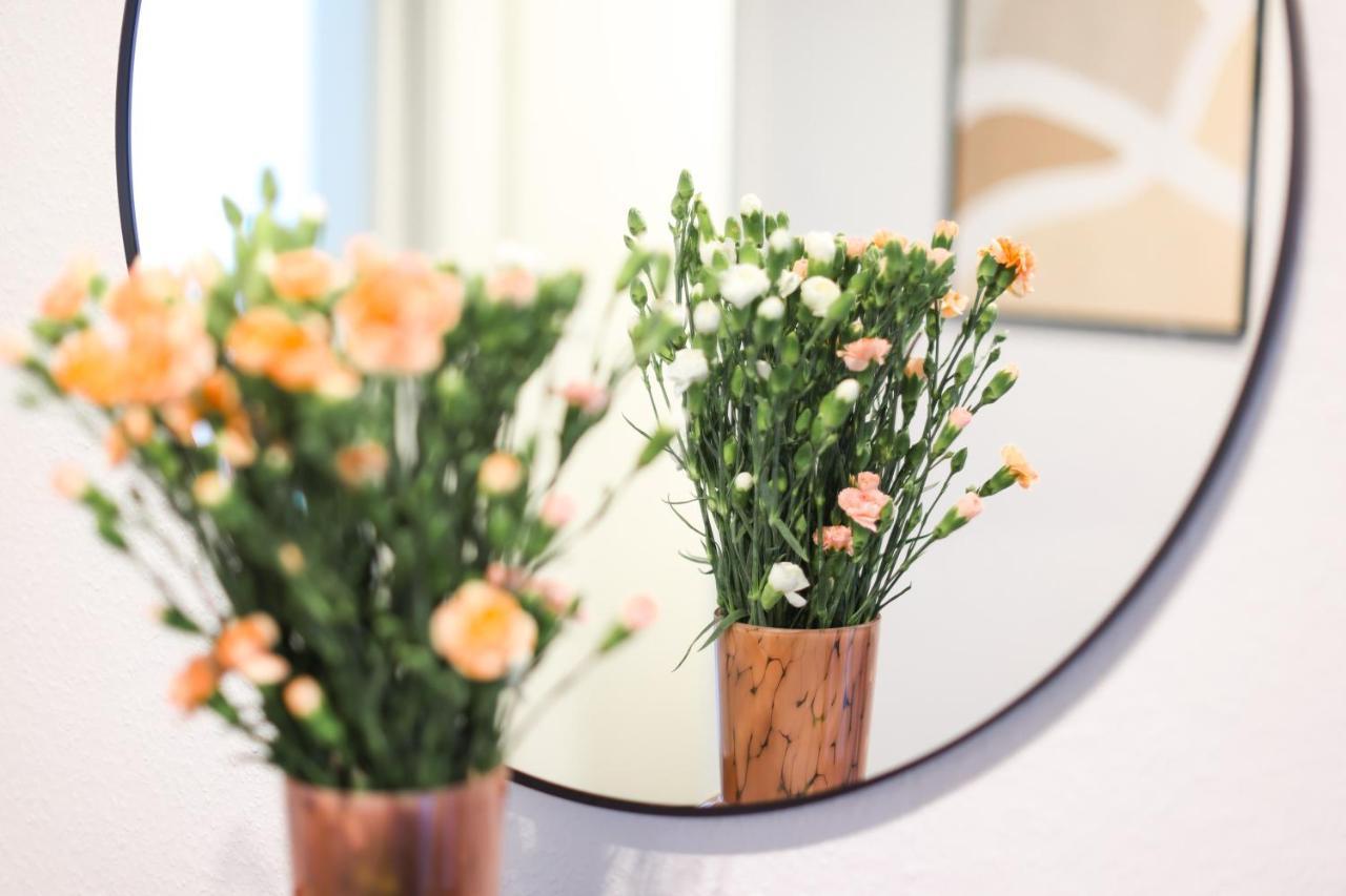 80Qm Luxurioese Designerwohnung Im Herzen Bochums エクステリア 写真